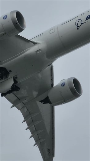 BOEING 777X #3 takeoff