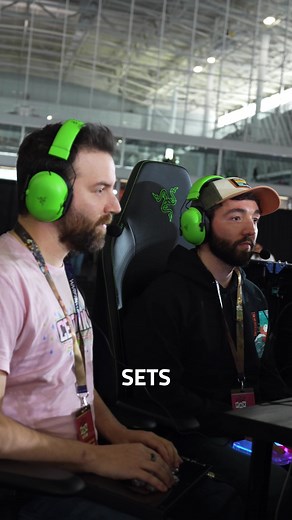 Razer Iskur V2 NewGen: 6D Ergonomic Gaming Chair