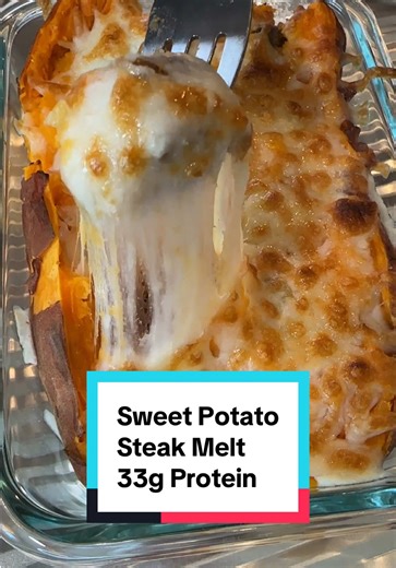 🥩🍠Steak and sweet potato for the win! RECIPE: 1 sweet potato 1 tbsp butter 1 tsp salt 3 oz sirloin steak 1 oz mozzarella cheese 1. Cook sweet potato, split open and add butter, salt and half of mozzarella. 2. Stir til melted and push potato to the side to create a divot. Add steak and cover potatoes back over it. Add remaining cheese. 3. Broil for 2-4 minutes in the oven MACROS: 522 cal/33g protein/27g fat/27g carbs/4g fiber If loving these recipes, check out my new DIGITAL Slim & Sizzle Cookb