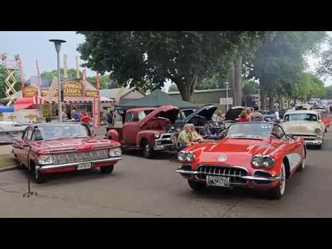 Experience the Magic of 1964 Classic Car Show Highlights & Street Rods