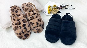 Watch womens open-toe slippers on Amazon Live