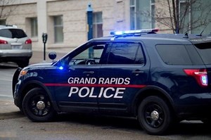 Bicyclist killed in Grand Rapids crash