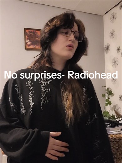 my cat decided to have zoomies... #singing #radiohead #musik #cover #song