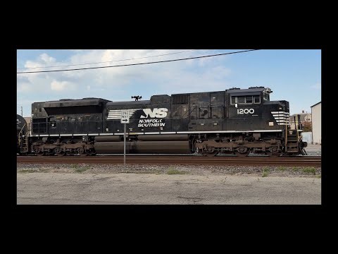 Freight Trains Thunder Down Old B&O