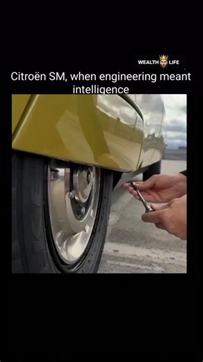 W҉E҉A҉L҉T҉H҉ K҉I҉N҉G҉ 愛 on Instagram: "Long before software, sensors, and safety pop ups, engineers solved problems with pure physics and mechanical brilliance. The Citroën SM was proof. A hydraulic system capable of redistributing weight, adjusting suspension, and keeping the car stable even on three wheels. No warnings. No shutdowns. No permissions. Just instant response, metal, and fluid pressure working in perfect harmony. Today’s cars are faster and smarter. Back then, they were bolder. Tec
