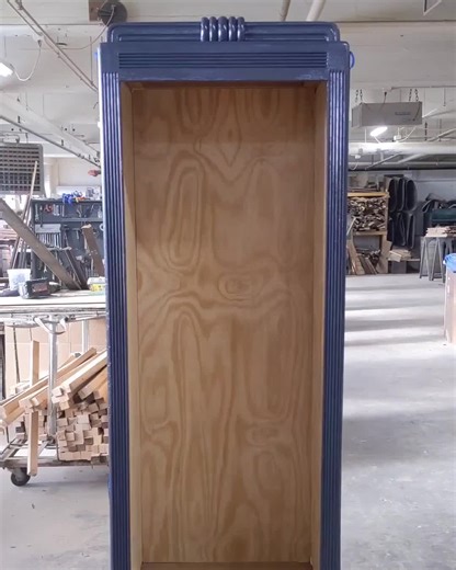 872 reactions · 56 shares | She did it again. Woodward Throwbacks raising the DIY bar with Minwax® Water-Based Color Stain. Available at Lowe’s. | Minwax | Facebook