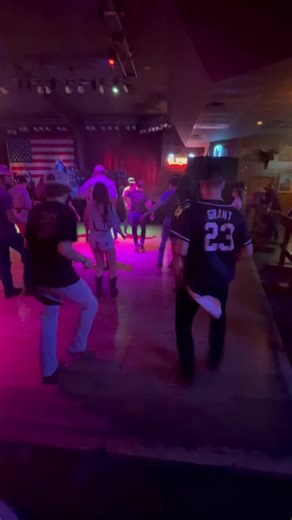 This how the Flex at Coyote joes !!!! #flexlinedancechallenge #cupid #flexfriday | Cupid