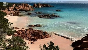 La Spiaggia di Budelli con l'eremita Mauro Morandi da "Di là dal fiume e tra gli alberi" di Luigi Maria Perotti Rai 5 | Sardegna: Archeologia, Storia e Cultura