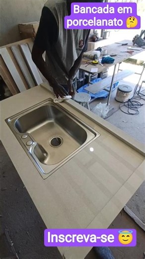 Porcelain countertop #viralshort #decoratingtips #architecture