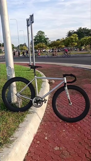 Explore Davao's Fixed Gear Cycling Scene