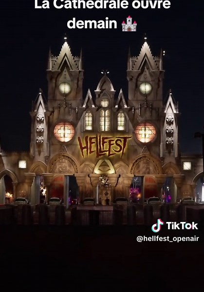 Ouverture de La Cathédrale au Hellfest