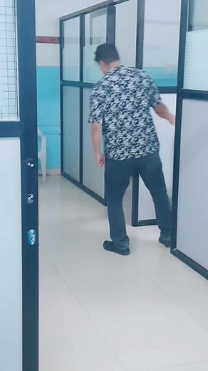 Office Movement Routine for Better Focus and Productivity