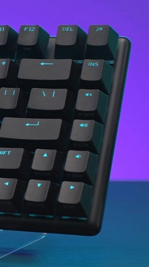 ALIENWARE on Instagram: "You have 15 seconds ⏰ 🎧 AW720H ⌨️ AW Pro Wireless Gaming Keyboard 🖱️AW Pro Wireless Gaming Mouse"