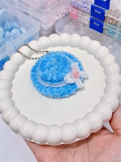 Creative Pipe Cleaner Keychain Ideas for Beginners