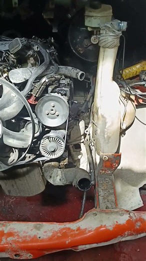 Mercedes Sprinter Engine Head Gasket Problem | Mercedes Sprinter Engine Removal #mautotech #cars