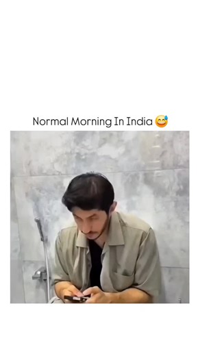 𝐅𝐮𝐧𝐧𝐲 𝐄𝐝𝐢𝐭𝐬 𝟐𝟎 on Instagram: "在日本，研究人员正利用智能人行道将日常活动转化为清洁能源⚡。这些道路内嵌特殊的压电材料，可以从行人的脚步中收集动能。当人们行走、奔跑或跳跃时，路面会轻微变形，从而产生机械压力。压电晶体将这种压力转化为电能🔋。 这些能量可用于照亮路灯、为公共显示屏供电，甚至监测行人流量。这种技术不仅减少了能源浪费，还展示了未来城市的无限可能🌍。 在东京、京都等城市的试验区，人们的每一步都在为绿色地球贡献力量💚。科技让生活更环保，也让每一个脚步更有意义✨ #日本 #科技 #创新 #可持续 #绿色能源 未来城市 环保 知识 事实 推荐 你知道吗 技术 实验 热门"