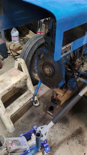 Ford 1715 Clutch Replacement