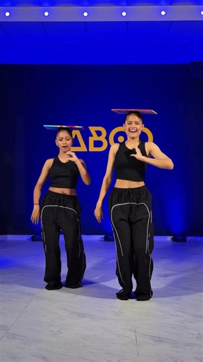 Saawan mein #FalguniPathak #Dance