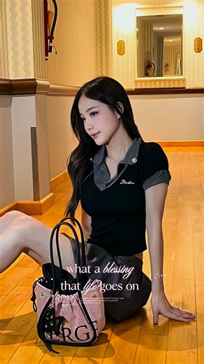 ⑅ ᴄ ʜ ᴀ ᴘ ʟ ᴏ ʏ ∿ ⋄ ⋆ on Instagram: "🍒"