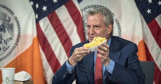 NYC mayor touts free Shake Shack for shots
