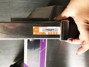 [Hot Item] Continuous Small Characters Coding Printing Machine Prices /Batch Expiry Date Lot Number Inkjetprinter for Industry