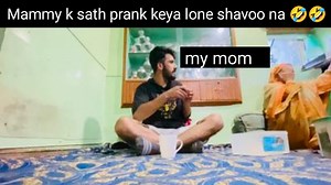 Mammy k sath prank keya lone shavoo na 🤣🤣 Ma chai bhejunga footpath pay prank by lone shavoo 🤣🤣 | Lone shavoo