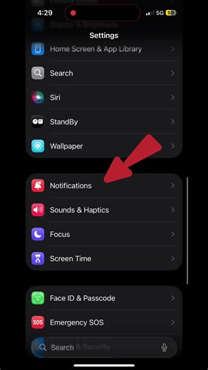 How to disable notifications on lock screen in iPhone #iphone #new #trending #viral #tech #tips