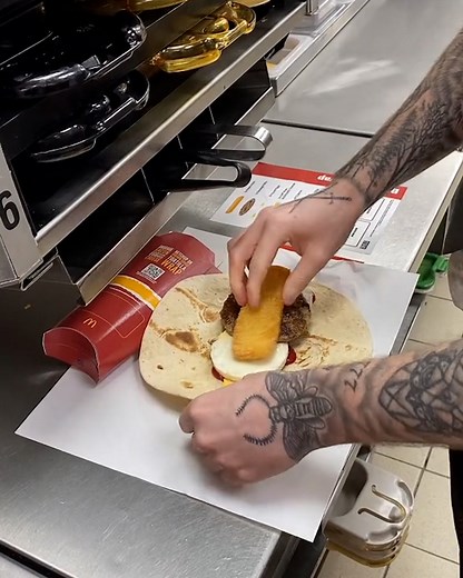 4.6M views · 8.2K reactions | And that's how it's done  | FOODbible | Facebook