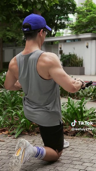 4 bài tập giúp lưng rộng và nét tại nhà