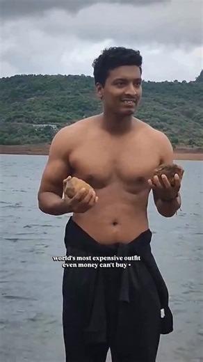 Dev Naik on Instagram: "Wait for ending🦍 @wellcore.in use code SELF10 for extra discount ❤️ #relatable #gymlife #fitspiration #transformation #tranding {virals, viralreels, trendingpage, trending, explorepage, cinematics, fitnessjourney, fitnessaddict, fitfam, fitnessaddict, fitlife, noexcuses }"