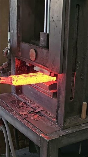 twisted Damascus #forging #press #damascus #subscribe #like #share #viral #edc #knifecommunity