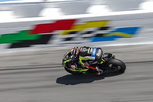 Peter Hickman overcomes two big crashes at Daytona 200 to complete race in USA.