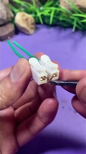 ​Simple Wire Connector Tutorial for LED Lights