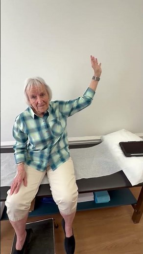 Excellent Shoulder Recovery: Elderly Patient Shows Great Mobility After Surgery