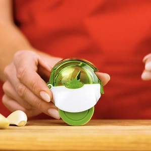 fun kitchen gadgets that make cooking a breeze! | 5-Minute Crafts GIRLY