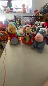 Disney Winnie The Pooh Tigger and Eeyore Sings Here We Come a-Caroling Animated 1990