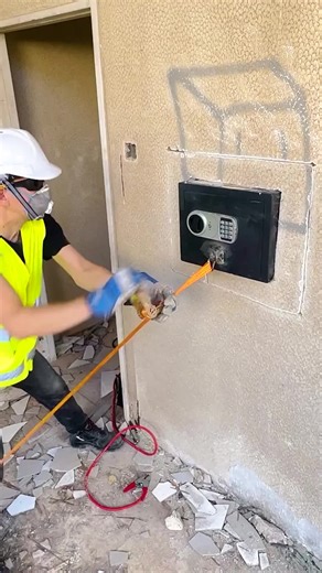 Uncovering Secrets of a 10-Year-Old Safe