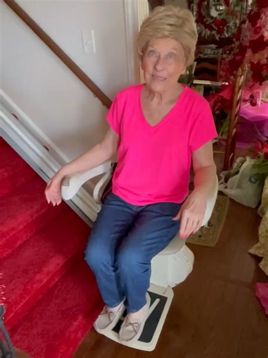 “I’m ready for a ride!” ❤️ Her first trip up her brand-new Harmar SL300 stairlift in Louisville, KY — and now stairs aren’t standing between her and time with her grandkids. Safe. Smooth. Independent. Installed by Andrey 👏 Call 1-866-709-2272 for a free in-home evaluation. #AgingInPlace #Stairlift #LouisvilleKY #Foryou #IndependentLiving #HomeProMobility #SL300 #MobilitySolutions