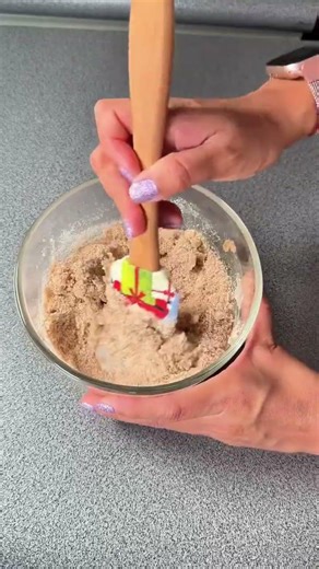 2-Ingredient Almond Banana Recipe 🍌🥜