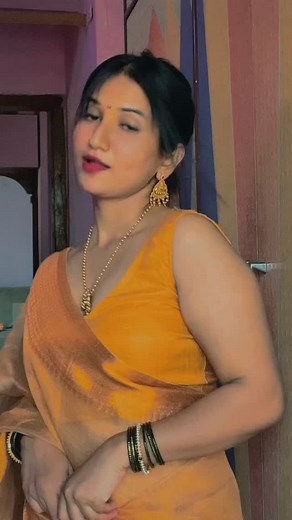 No.1 Tadka 😎..⚡️💃 . | "अशाच धमाकेदार व्हिडिओंसाठी फॉलो करा! 💃🔥✨" #marathi_dance_video 💃🔥 #lavni_queen 👑 #marathi_tadka 🎶 #maharashtra_cha_swag ⚡ #tamasha_lavni 💥... | Instagram