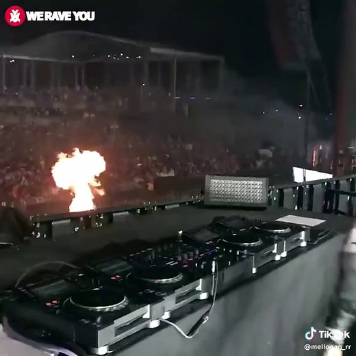 Marshmello's Epic Performance at Ultra 2019