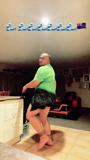 Mesmerizing Waves of the Cook Islands