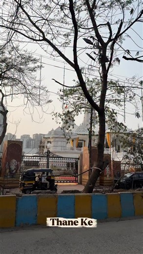 Trimandir Thane, Balkum Pada 🛕 ✨ CIDCO Bus Stand, Thane 📍 Located very close to Thane Railway Station, just a short distance away 🚌 From CIDCO Bus Stand, take Bus No. 2AC, 46 or 113 💰 Ticket fare is only ₹10 🏥 Get down at Global Hospital Bus Stop 🛕 Trimandir is located right next to Global Hospital ✨ Grand & Beautiful Design – A marvel of detailed architecture 🏛️ 🙏 Garbhgriha Darshan – Shree Simandhar Swami ji’s divine idol 😇 🕉️ Left Side – Lord Mahadev’s Shivling & Nandi Baba 🚩 Front