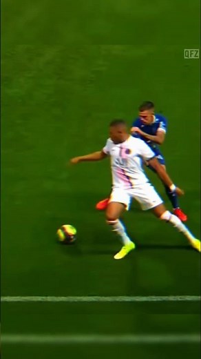 Kylian Mbappé Crazy Skills & Speed ⚡