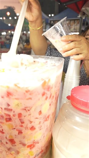 Kakaibang FRUIT MIX sa Cebu! Fruits Overload! | The Chui Show