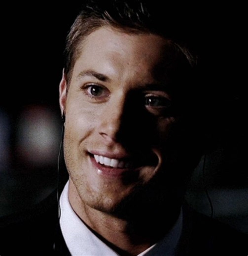 #JENSENACKLES || he looks so good in the last clip // song: permission - Ro James
