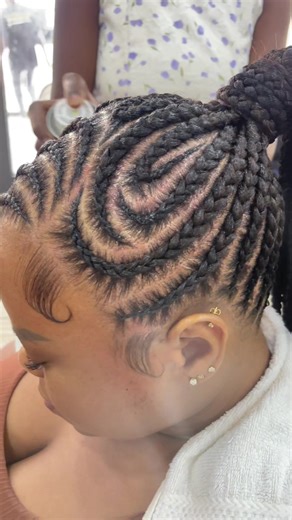 Braids in Ghana: Expert Styles and Techniques