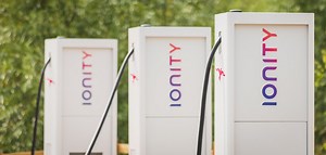 How to use a public electric vehicle charger