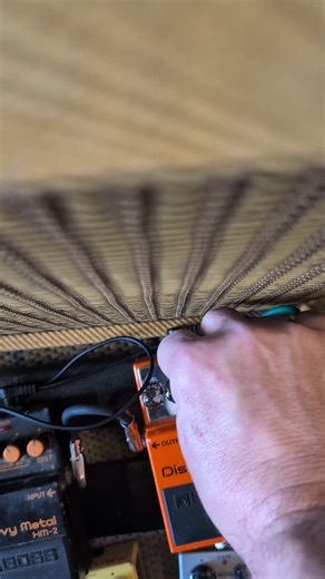 Boss DS-1X DISTORTION PEDAL DEMO #higheroctaveguitars #guitar #DS-1X #valkenburg #bosspedals