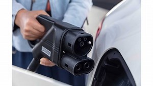 Fast Charging Comparison: Audi e-tron, Mercedes EQC, Jaguar I-PACE